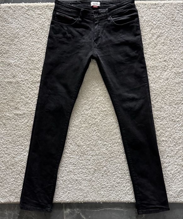 Tommy Hilfiger,blugi băieti,măr.S(31/32)