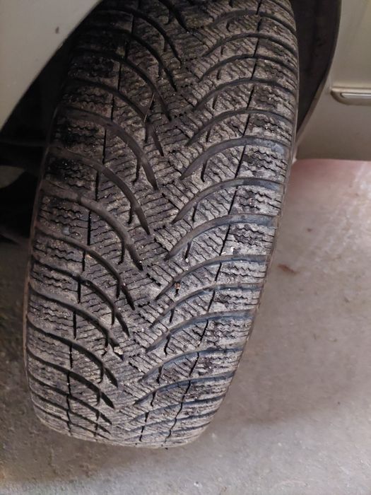 Michelin Alpin 205x55x16