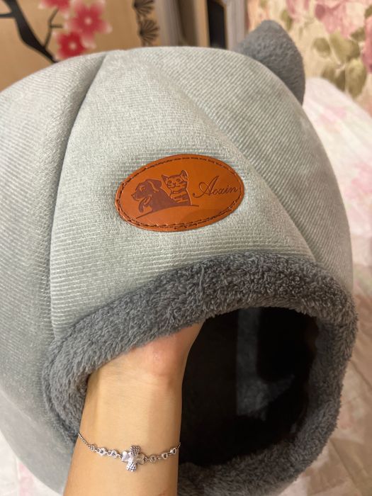 Домик для маленьких и средних кошек