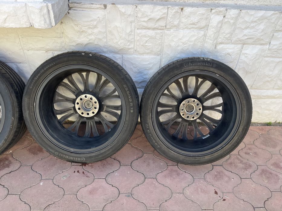 продават се джанти със гуми 19 ski