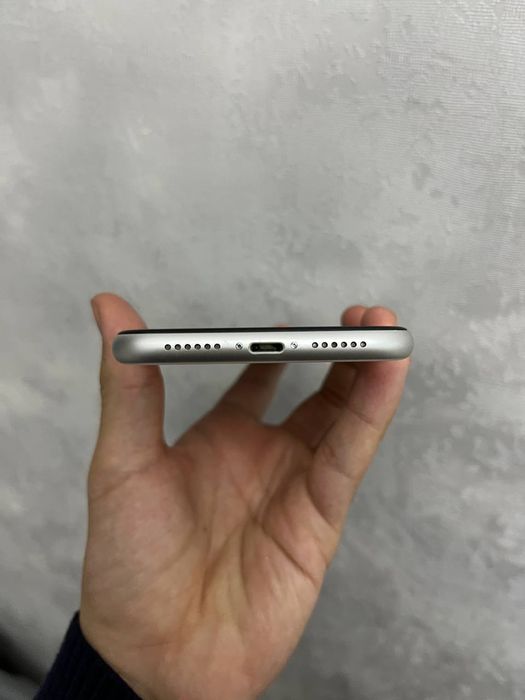 IPhone 11 лар сотилади гарантияси бор