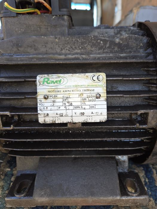 Motoare spalatorie auto, centrifuga covoare, perie rotativa