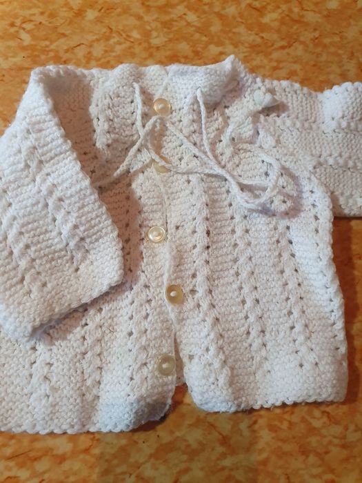 Бебешки дрешки, новички