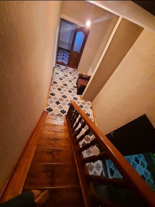 Продаётся 2-х этажный Участок в хорошом состоянии.