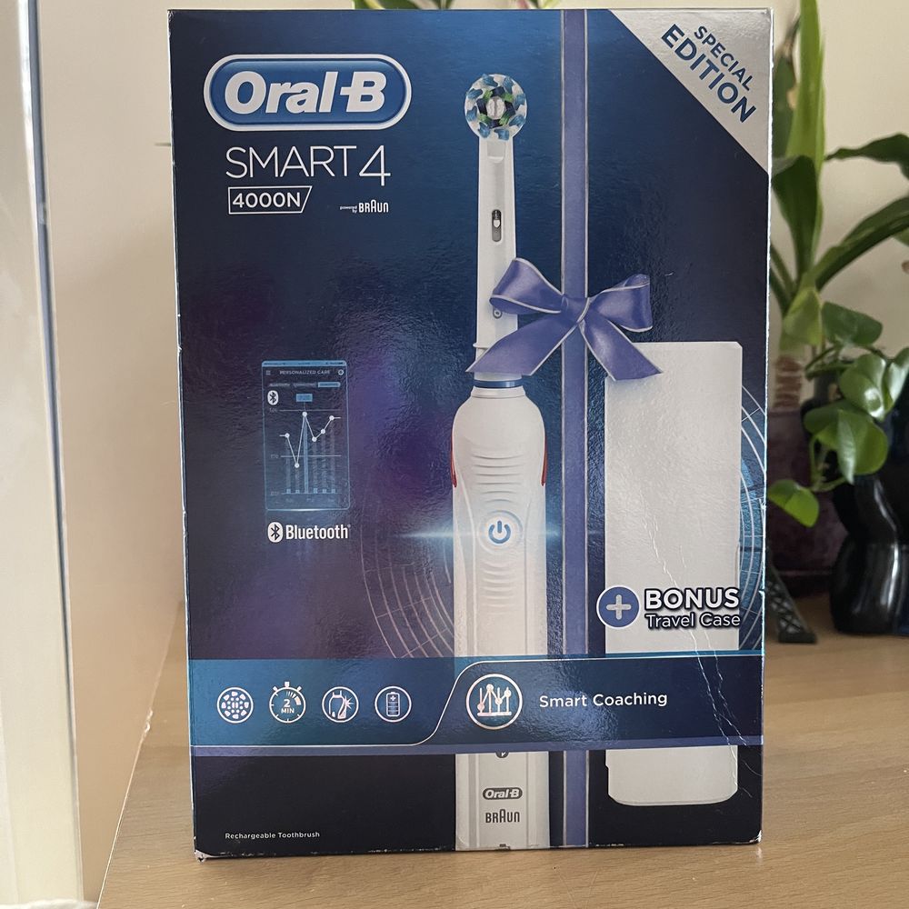 Електрическа четка Oral-B Smart 4