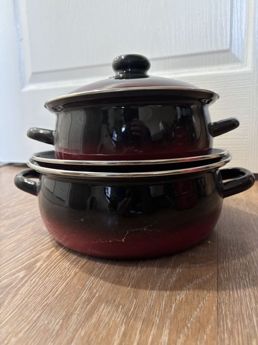 Кострюли 2 штуки