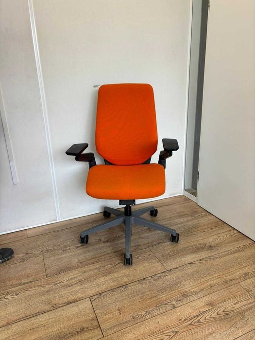 Refurbished Steelcase Gesture