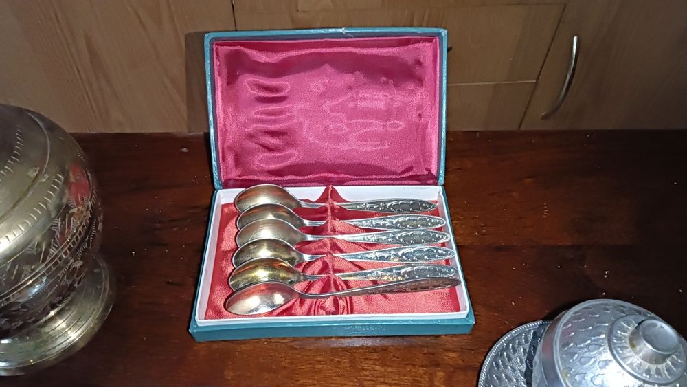 Посуда. Мельхиоровые новые чайные ложки ссср.