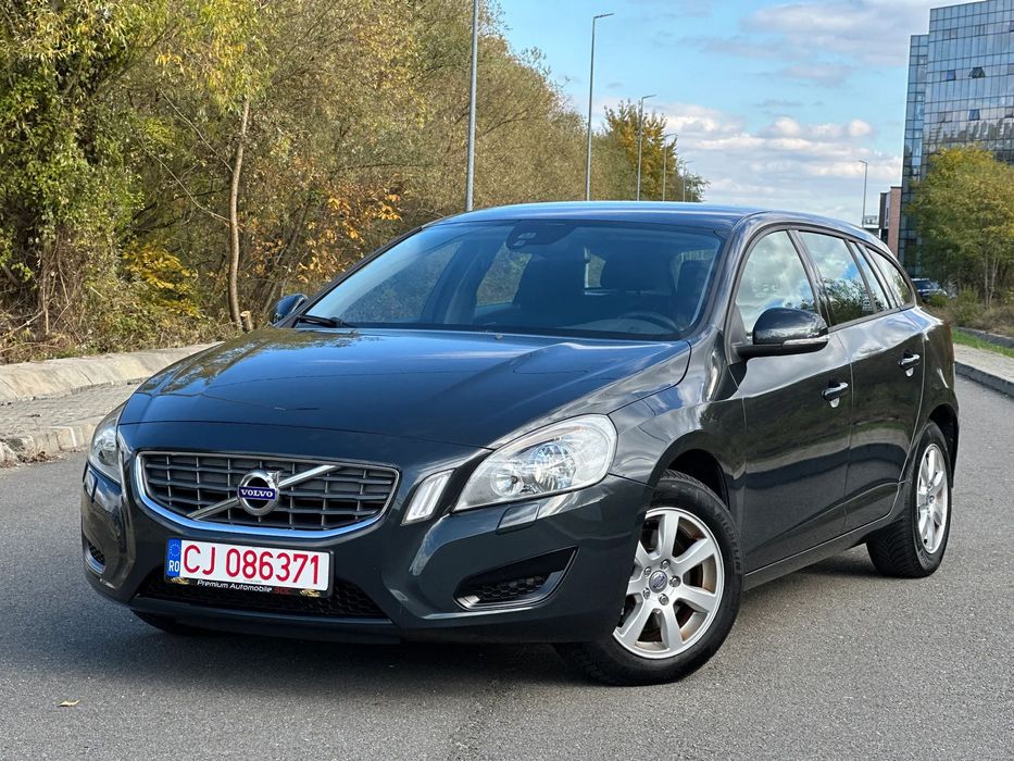Volvo V60 STARE perfecta , unic proprietar, recent adusa , nr rosii 60 zile