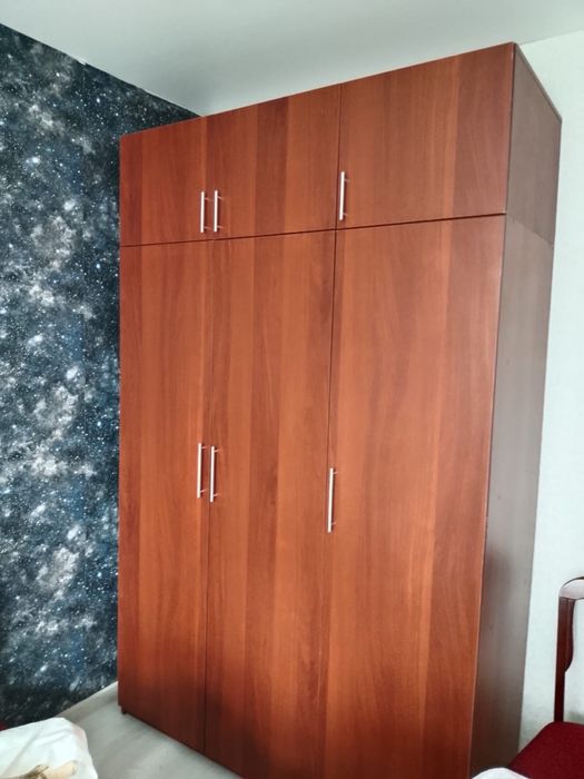 Продам  плателтный шкаф цена 20000торг