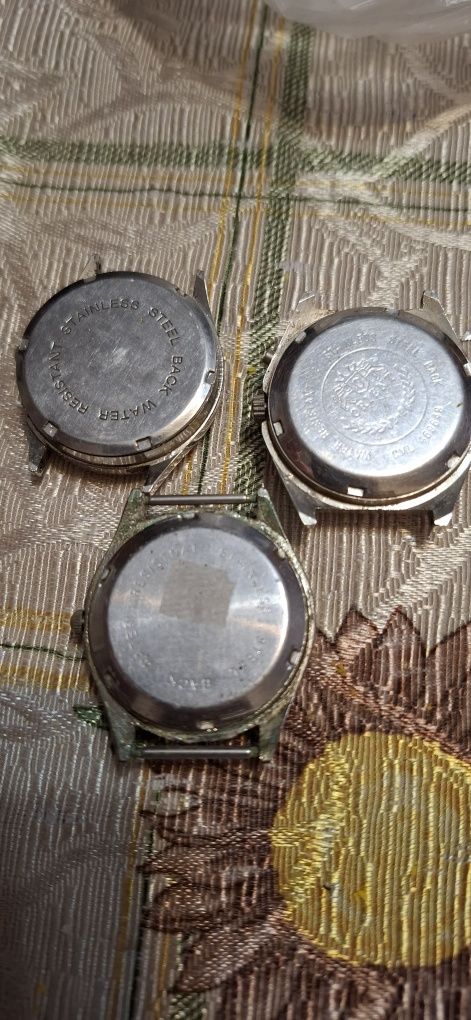 Продавам часовници