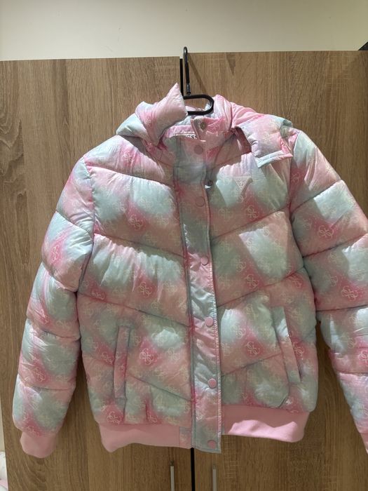 Оригинално Зимно яке Guess