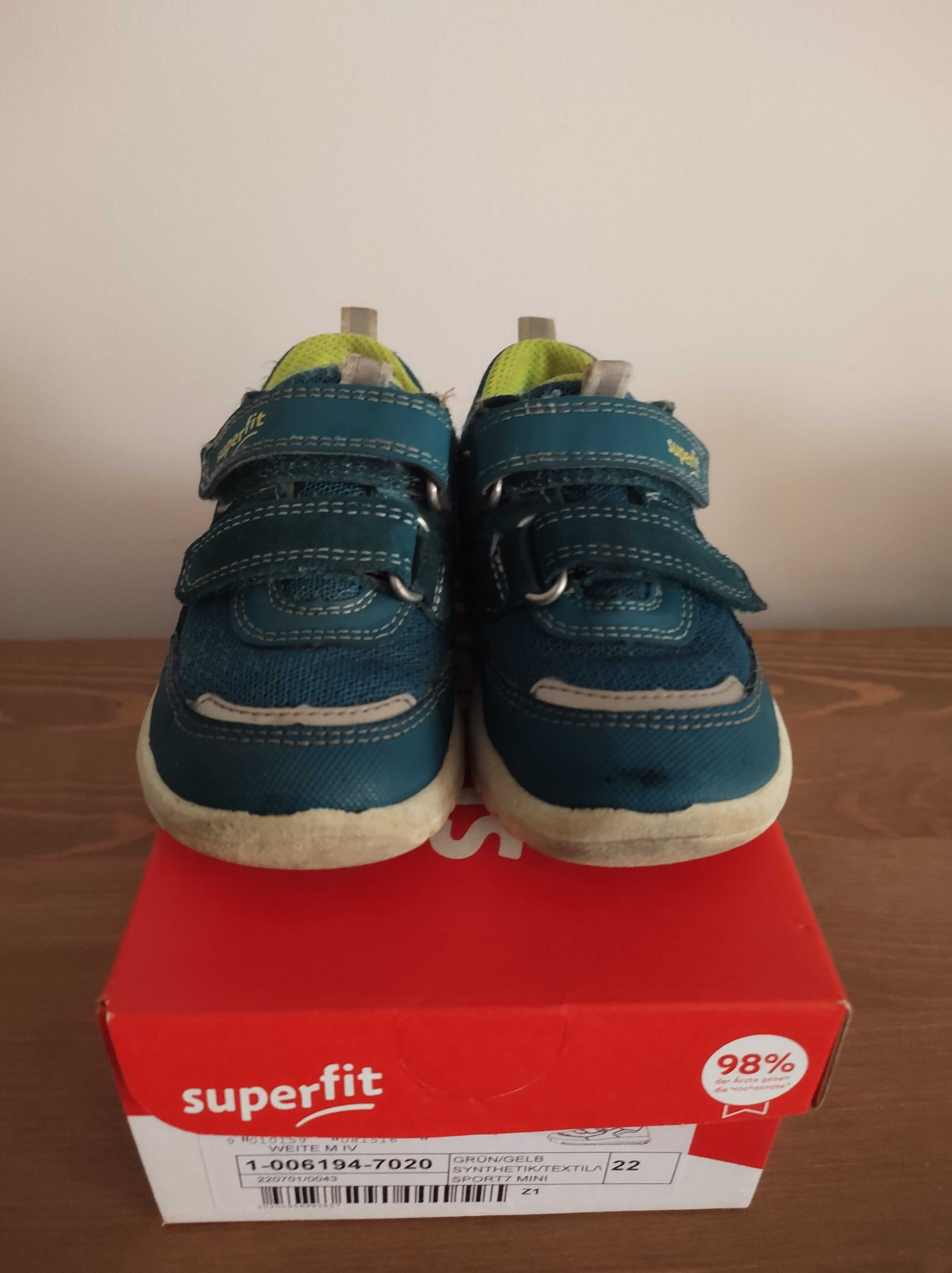 Adidasi Superfit mărimea 22