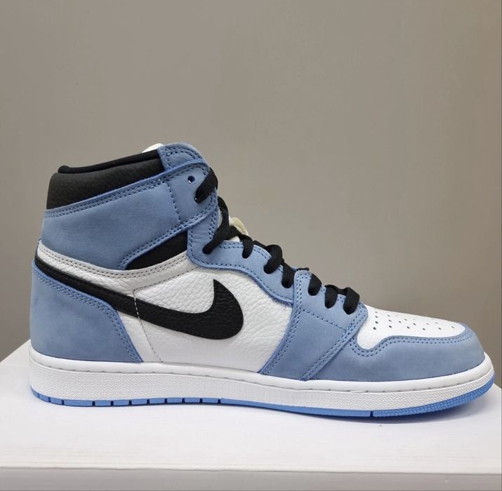 Nike air jordan 1 retro high og university blue