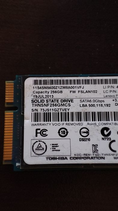 Продавам mSATA SSD 256GB