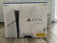Конзола Playstation 5 slim с 12 игри  и безжично зарядно да джойстик.