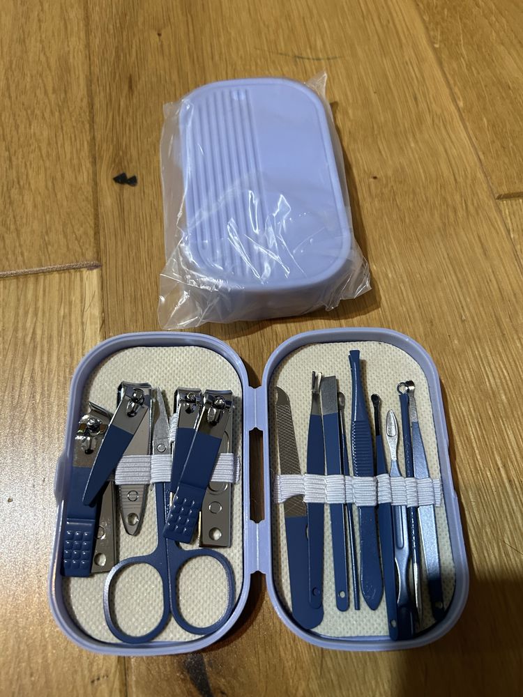 Vand kit manichiura si pedichiura