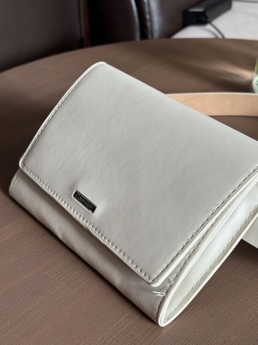 Calvin Klein колан с чанта