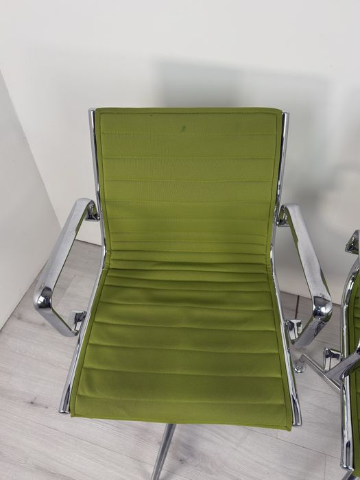 Конферентни и офис столове ATLANTIC LUXY с полирана алуминиева основа,