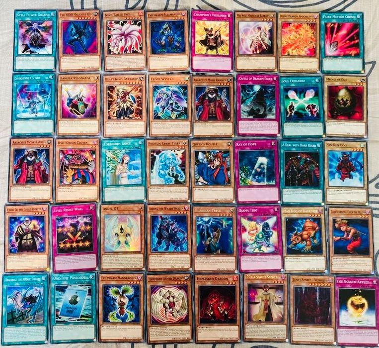 Предлагам Yu-Gi-Oh карти