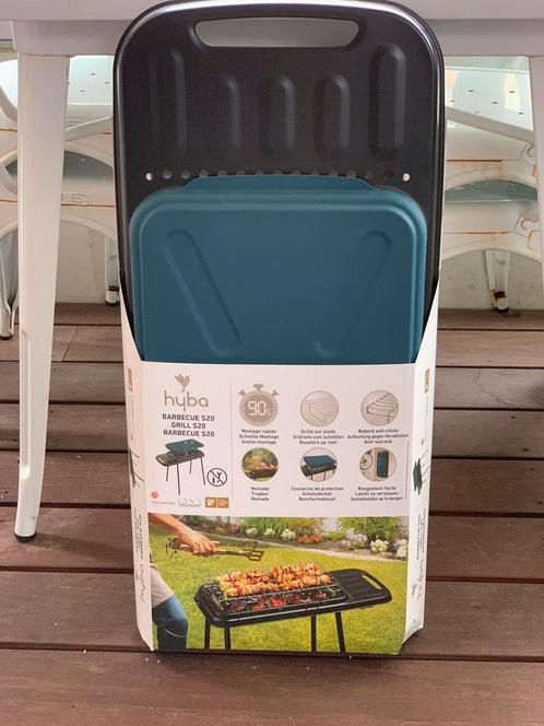 Gratar pliabil tip nomad, suprafata mare de gatit, montaj rapid