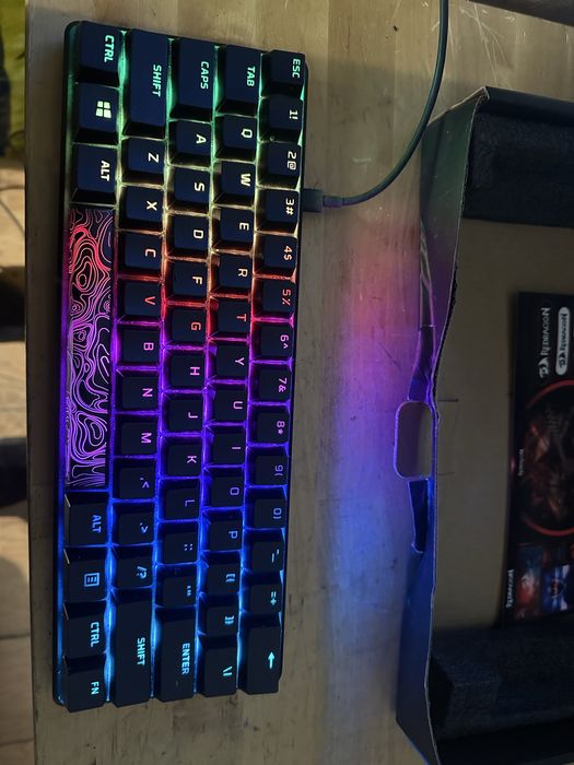 Tastatura gaming hyperx alloy 60 taste
