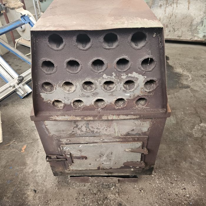 промишлени печки на твърдо гориво