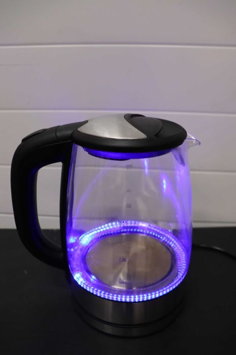 Стъклена кана EMERIO с обем 1,7L 2200W Синьо LED вътрешно осветление