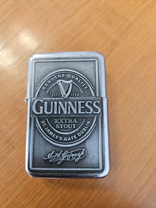 Bricheta stil zippo GUINNESS