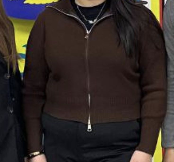 Б/у одежда коричневый цвет