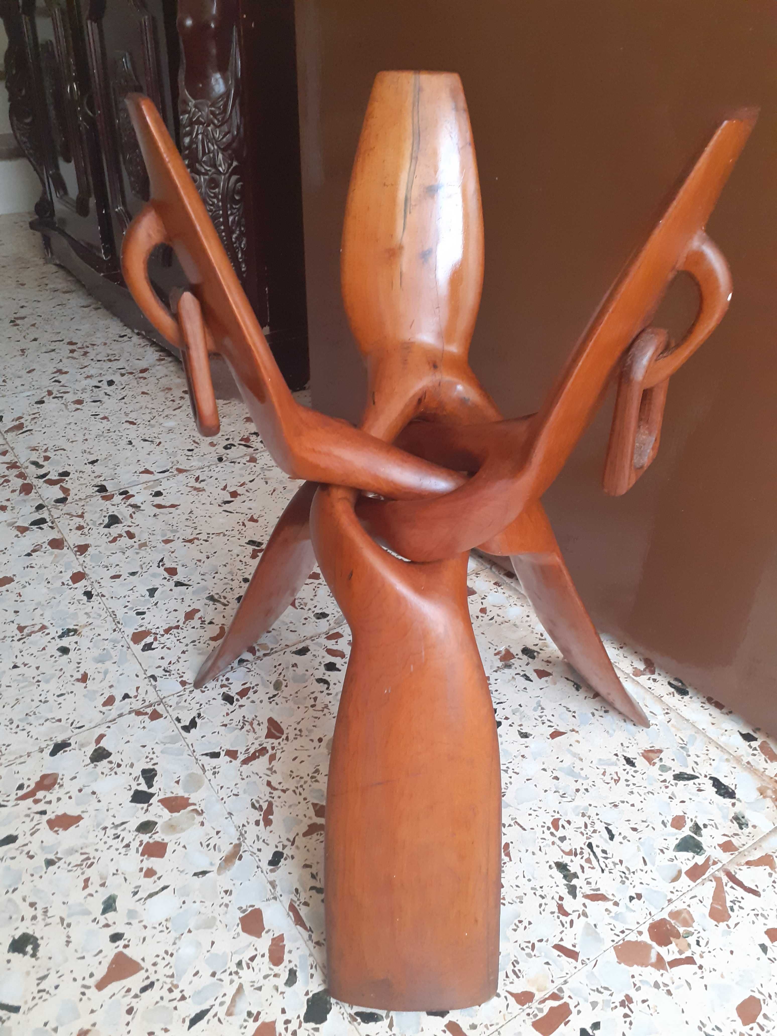 Precioasa sculptura veche din lemn de maslin