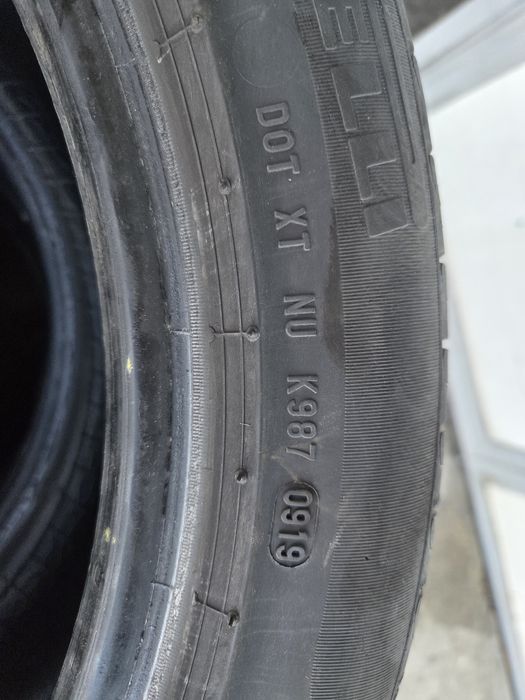 Vând anvelope vară Pirelli