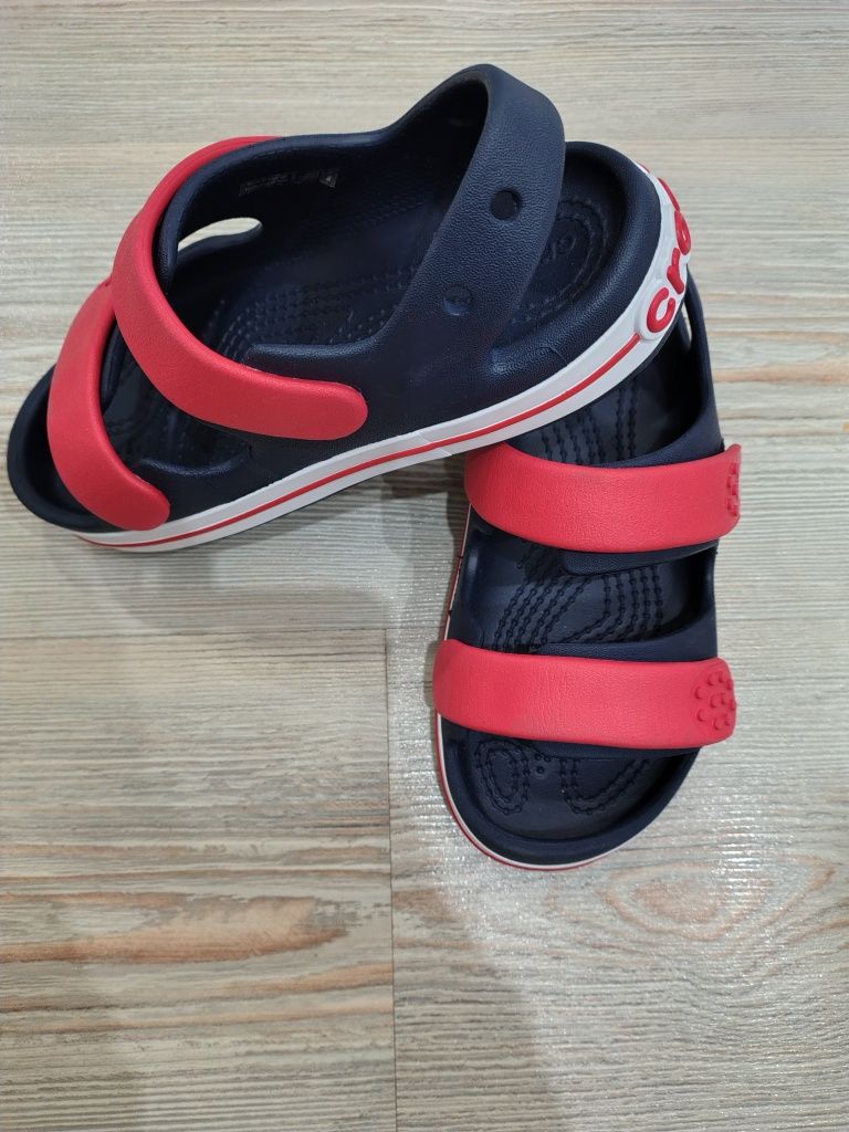 Сандали Crocs за момче