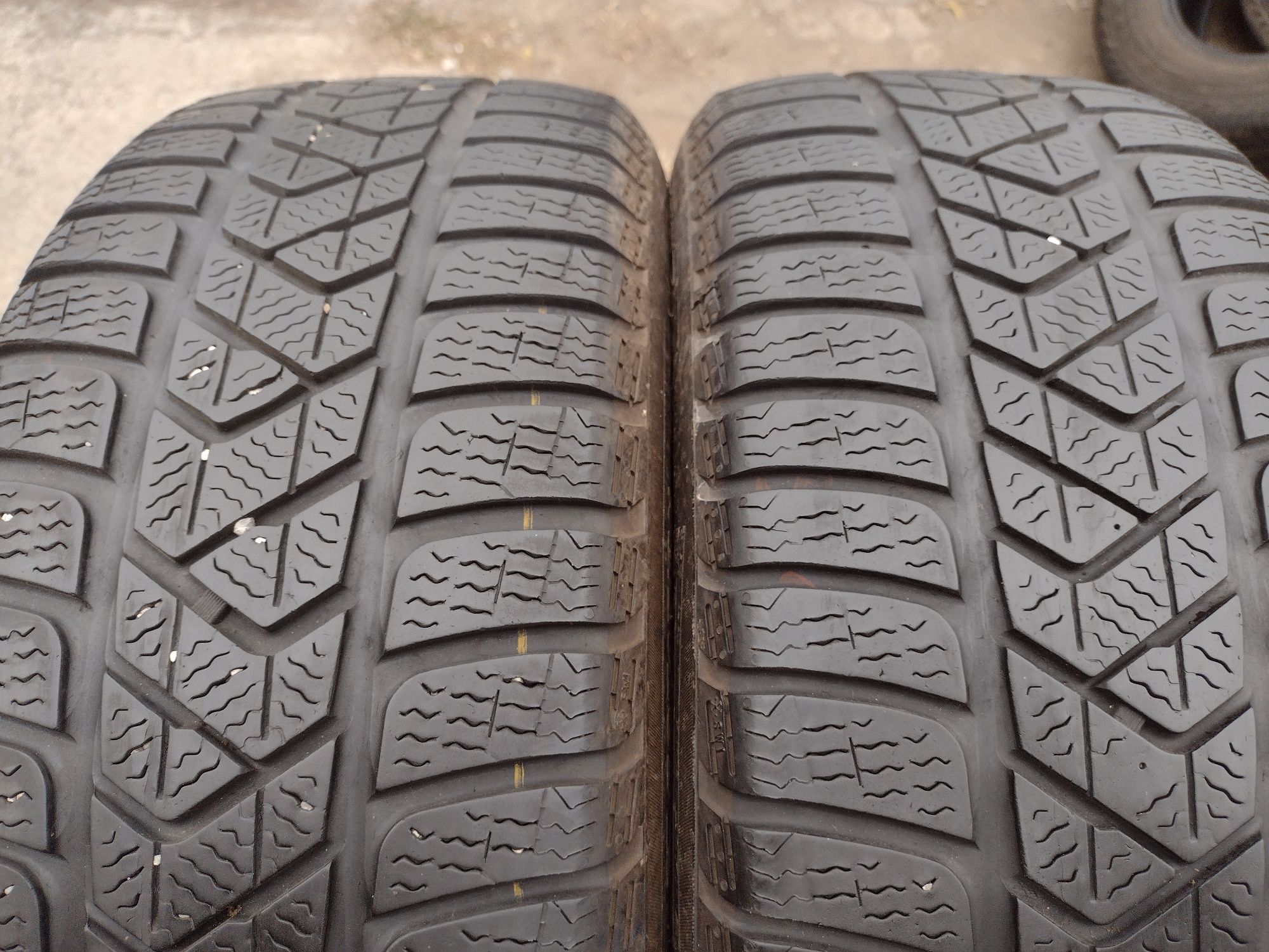 Pirelli 2бр.215/60/16 дот4319