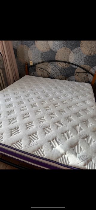 Кровать двухспальняя матрас ортопедический180/2