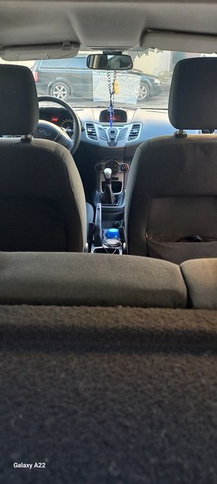 Ford fiesta an 2010
