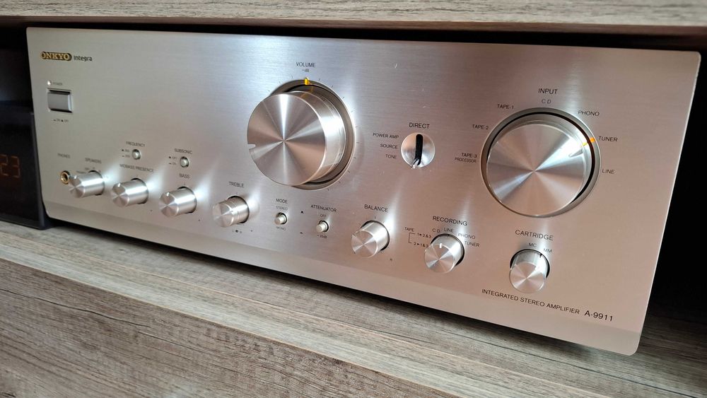 ONKYO INTEGRA componente linie clasa superioara