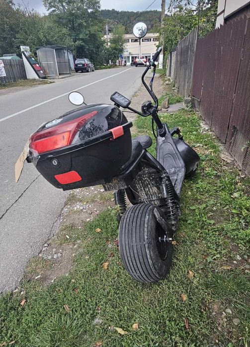 vand scuter electric