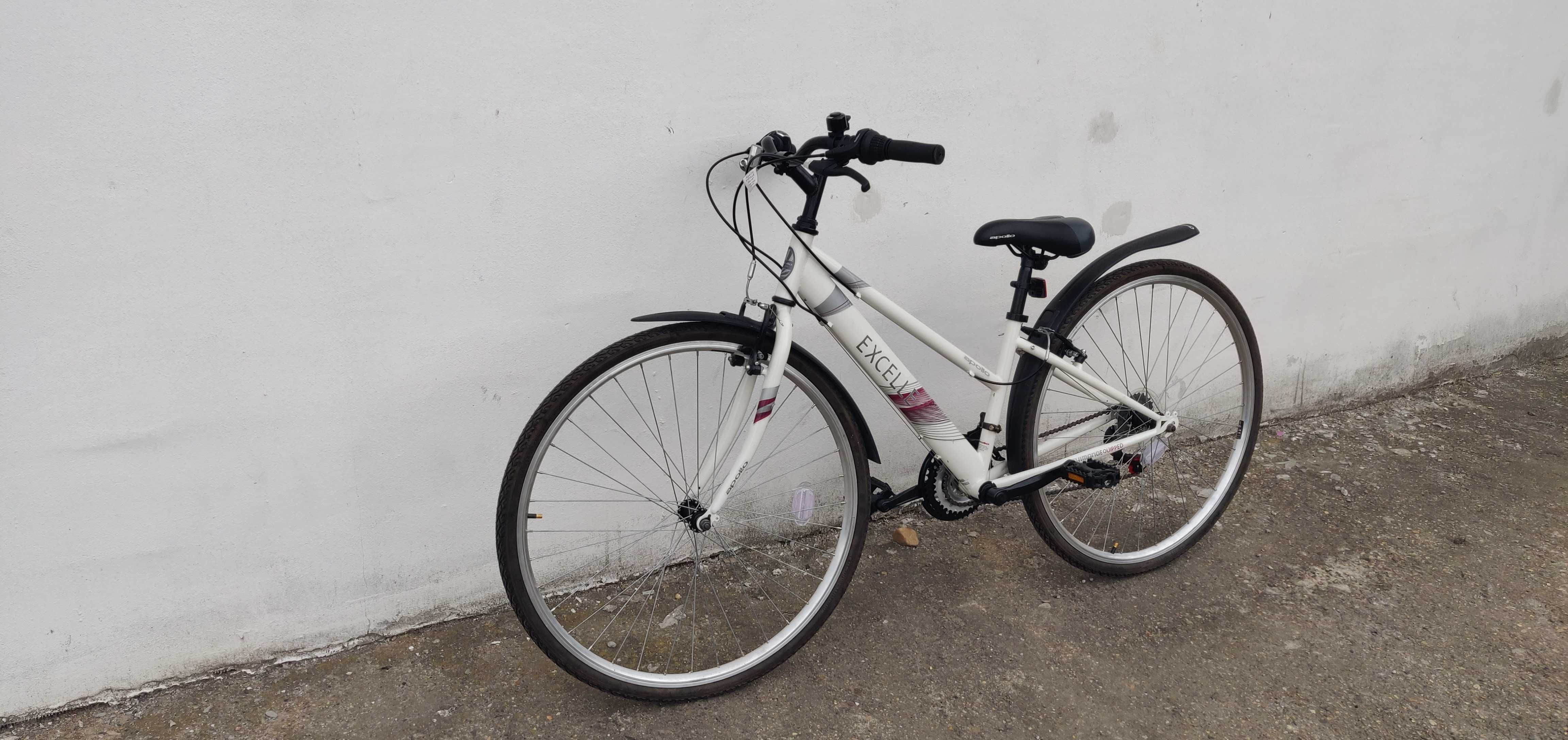 Bicicleta de oras femei / dama cu roti de 28 inch
