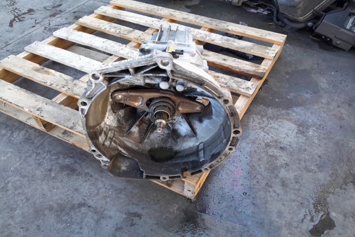 CUTIE DE VITEZE MANUALA 143 CP MX1253 BMW Seria 3 E90 [2004 - 2010]