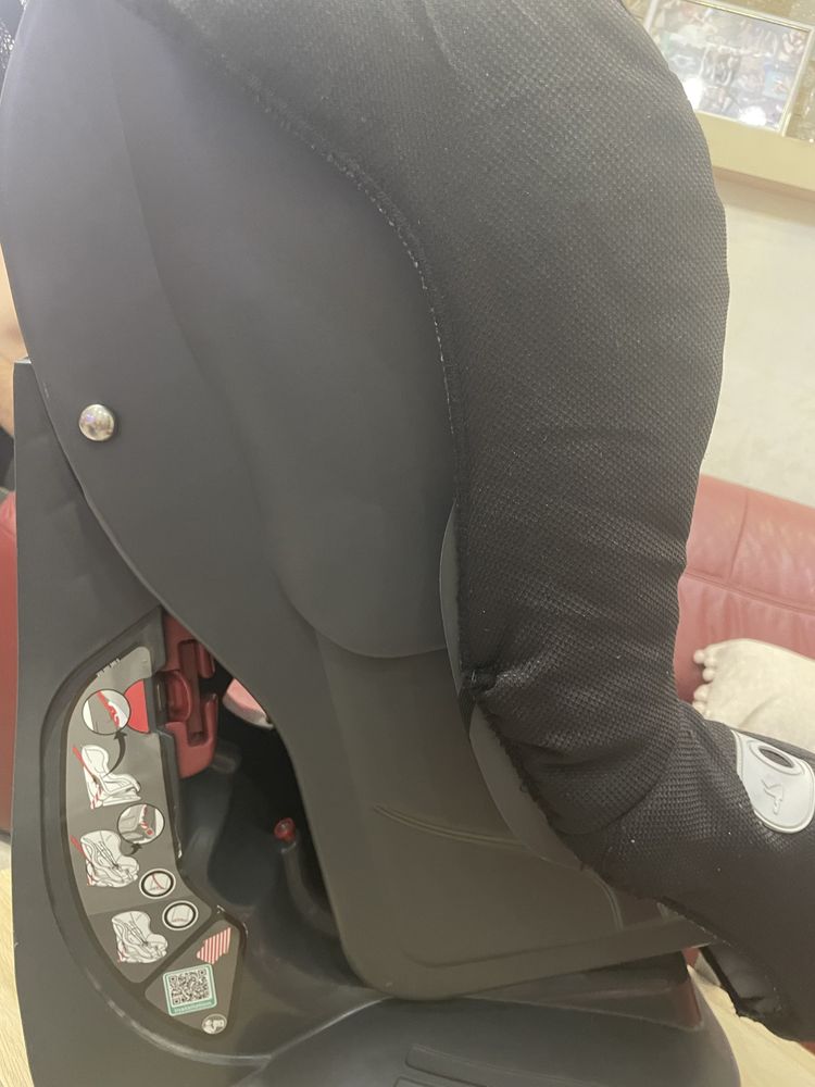 Стол за кола Britax 9-18 кг.