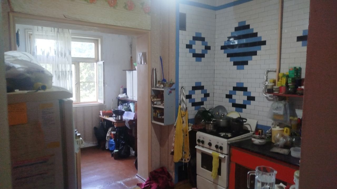 Срочно продается квартира 4/2/5 Юнусабад Самара