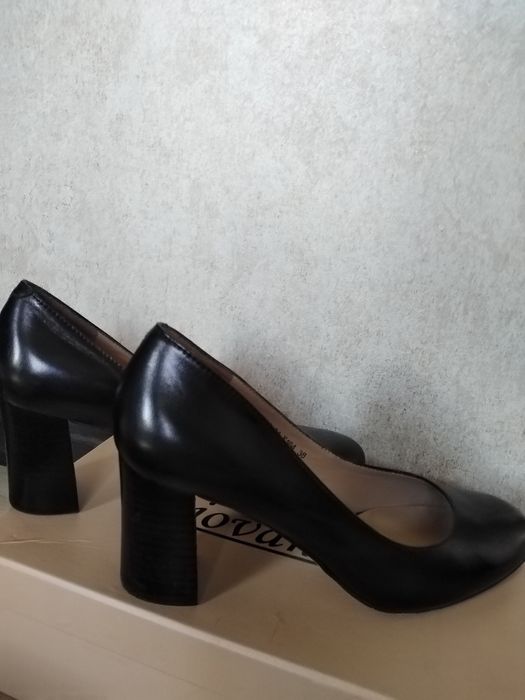 Женские туфли