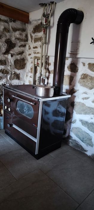 Сръбска печка с водна риза