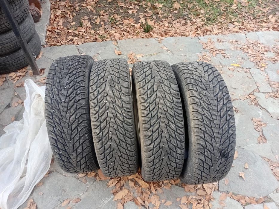 СРОЧНО Продам Шины 195/65/15