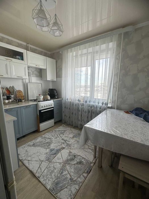 Продам 2кв в 11 мкр, возле парка отдыха, с отличным панорамным видом!
