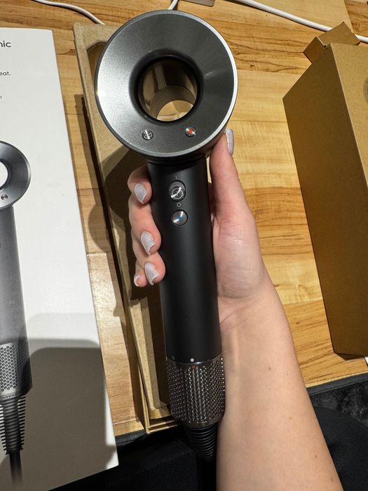 Сешоар Dyson supersonic origin