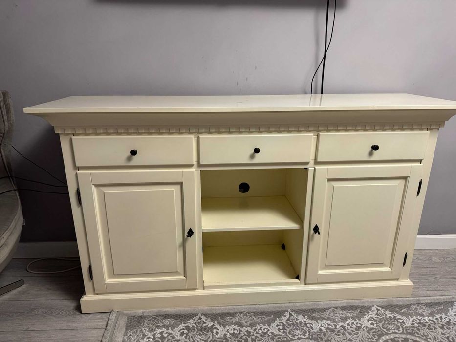 Mobilier pentru Living din lemn