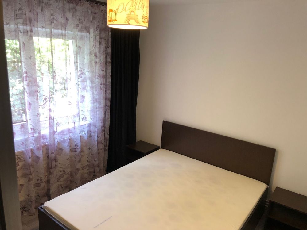 Inchiriez apartament semidecomandat