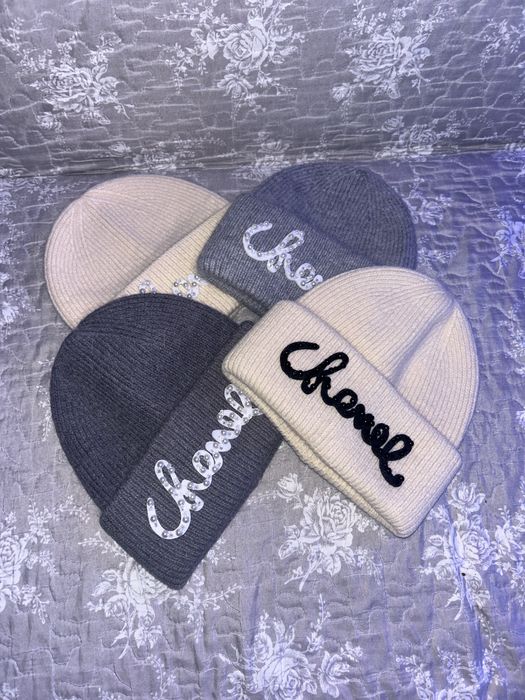 Fesuri/Beanies pentru femei